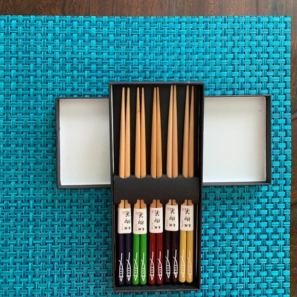 Chinese Chopsticks - utensils or hair sticks - Picture 3 of 8